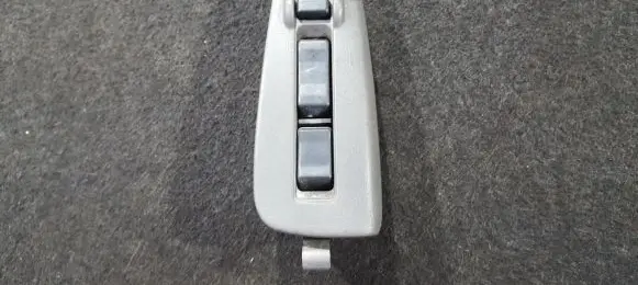 Nissan Primera Electric window control switch