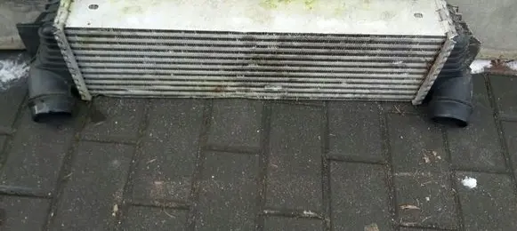 BMW 5 F10 F11 Intercooler radiator 7812016