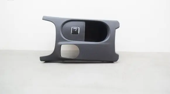 Mercedes-Benz B W246 W242 Cup holder A2466800810