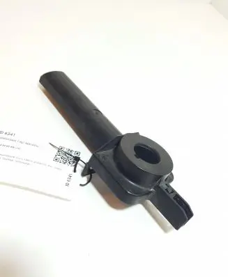 Radiator mount bracket