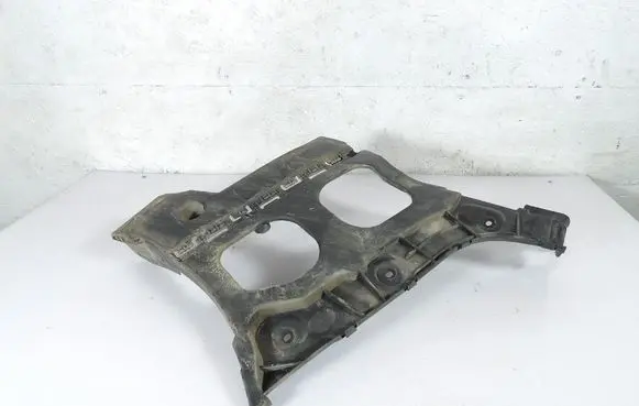 Ford Courier Rear bumper mounting bracket ET7617A881-B