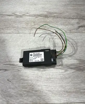 BMW 5 F10 F11 Seat heating relay 9216468 00033847 2840078406300