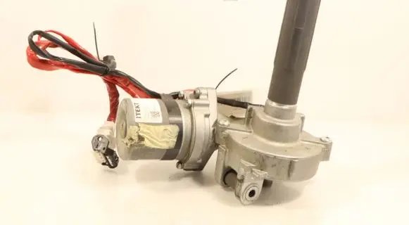 Toyota Avensis T270 Power steering pump 45250-05690