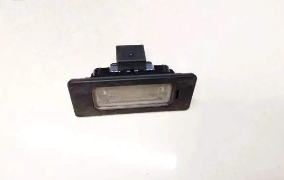 Audi A5 8T 8F Number plate light 8t0943021