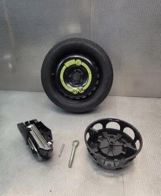 Mercedes-Benz E A207 R17 spare wheel 2074000102 A2128980914 A2048980007