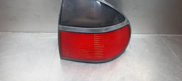Renault Laguna I Rear/tail lights 7700820051