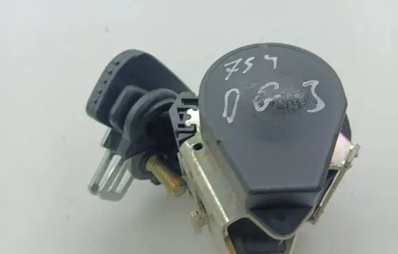 Audi Q7 4L Third row seat belt 4L0857811