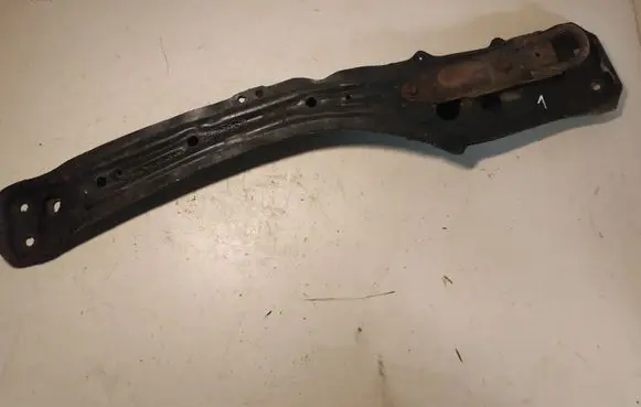 Toyota Avensis T220 Front subframe