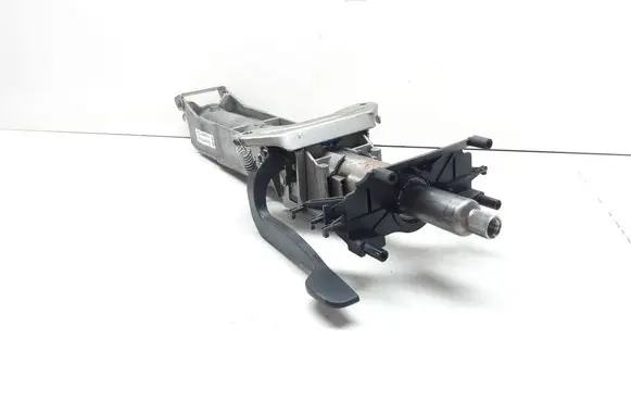 BMW X3 F25 Steering wheel axle 6854045