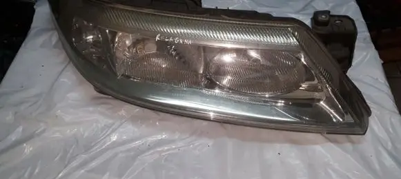 Renault Laguna II Headlight/headlamp 8200002847