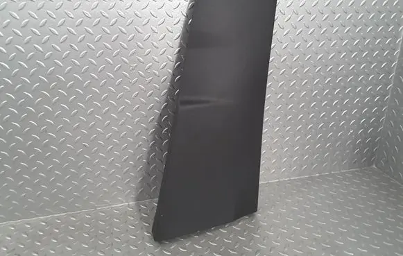 (B) pillar trim (bottom)
