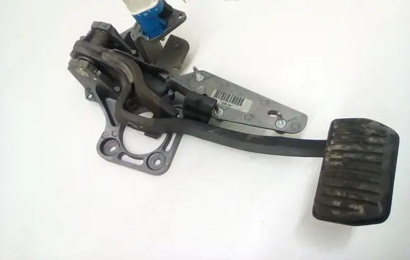 Volvo S80 Brake pedal 31201794