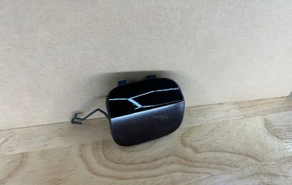 Porsche Cayenne (9Y0 9Y3) Front tow hook cap/cover 
