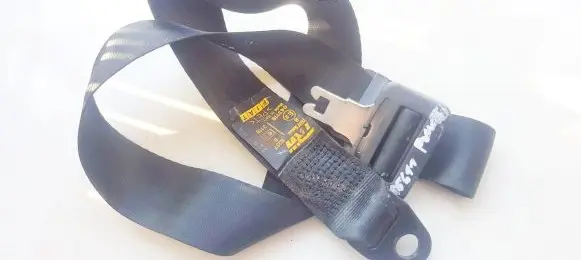 Fiat Punto (176) Rear seatbelt buckle