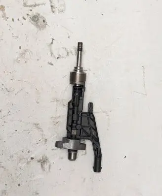 BMW 2 F46 Fuel injector 8656548 0261500437