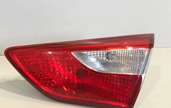 Hyundai i30 Tailgate rear/tail lights 92404A50