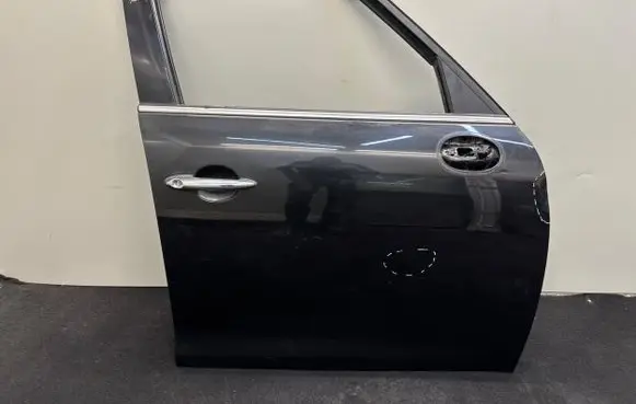 Mini Cooper Countryman R60 Front door 0526W2