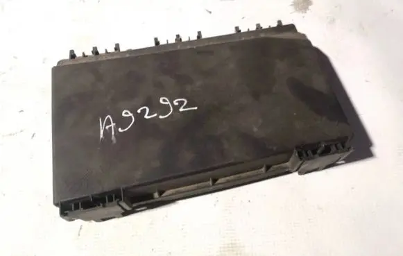 Opel Astra H Fuse box cover 015349241 0-1534924-1