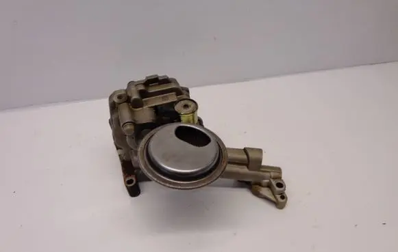 Opel Astra K Oil pump 49206331