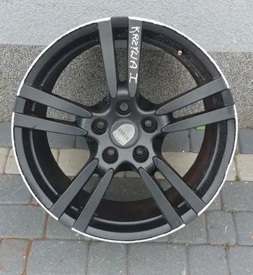 R20 alloy rim