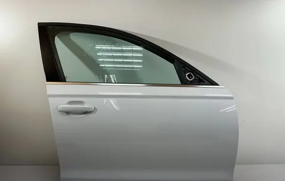Audi A6 C7 Front door 