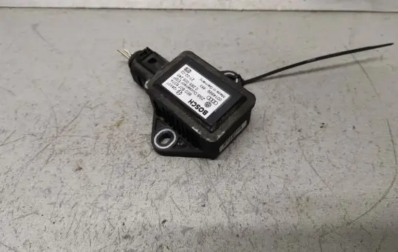 Audi A4 S4 B6 8E 8H ESP acceleration yaw rate sensor 8E0907637A 0265005245