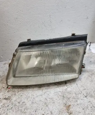 Volkswagen PASSAT B5 Headlight/headlamp