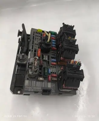 Citroen Berlingo Fuse module 9666700480