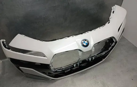 BMW 7 G70 Front bumper