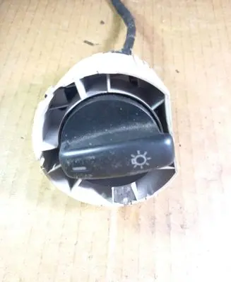 Skoda Octavia Mk2 (1Z) Light switch 1Z0941431C