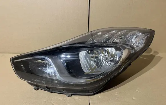 Hyundai ix20 Headlight/headlamp