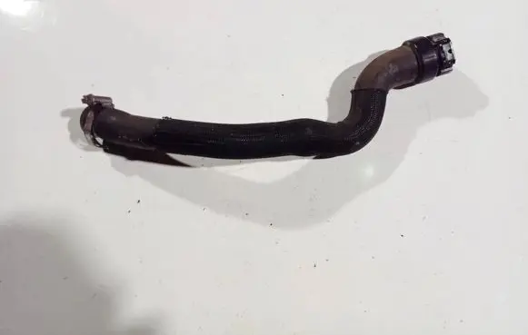 Peugeot 3008 I Engine coolant pipe/hose
