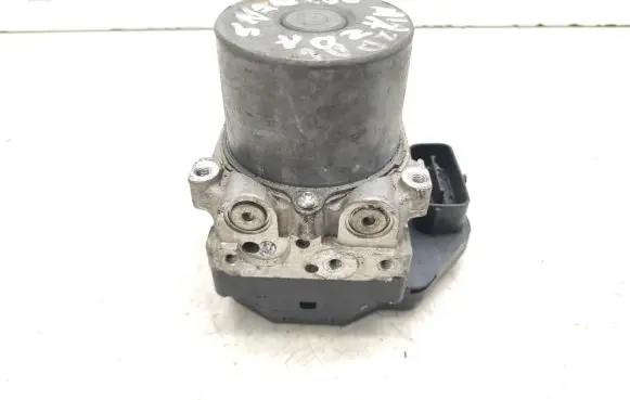 Mazda 6 ABS Pump 1338004340 GS1E437A0