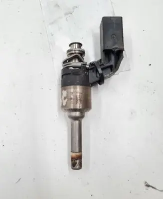 Skoda Octavia Mk2 (1Z) Fuel injector 03C906036F