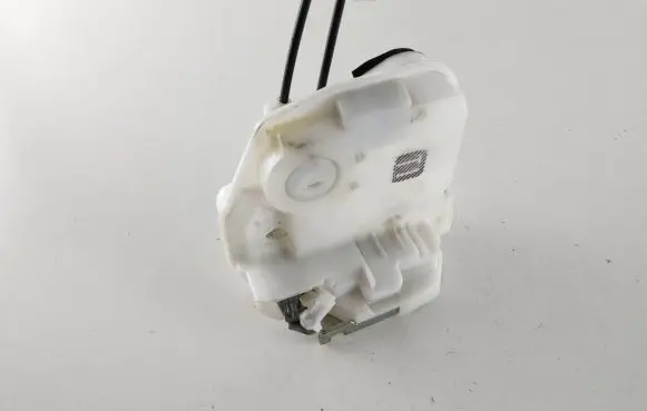 Mitsubishi ASX Rear door lock