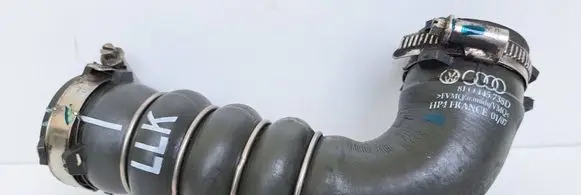 Audi A4 S4 B7 8E 8H Intercooler hose/pipe 8E0145738D