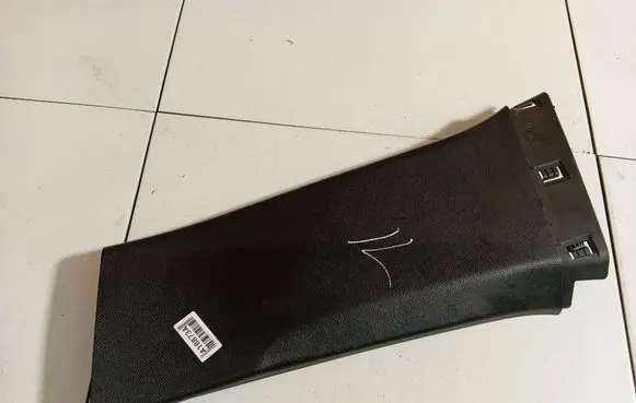 Opel Insignia A (C) pillar trim 13221254