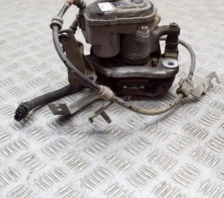 Nissan Leaf II (ZE1) Rear brake caliper 440005SA0A