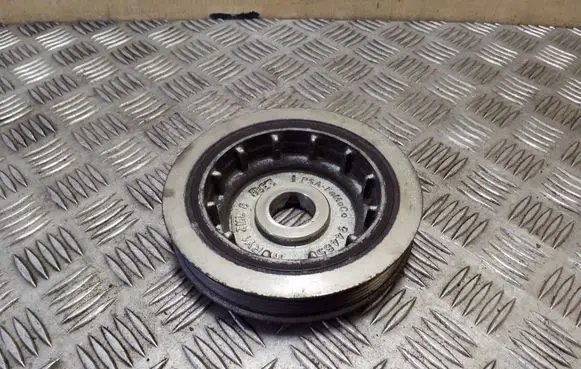 Jaguar XF X250 Crankshaft pulley 9687062480
