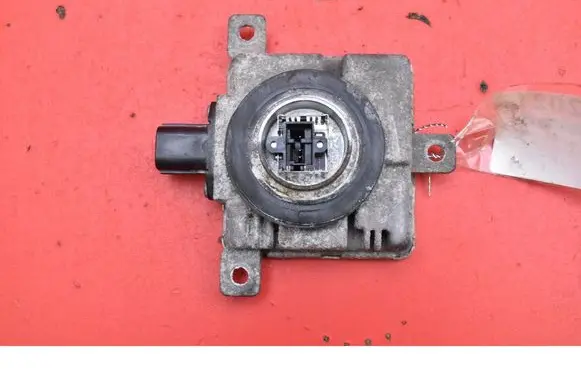 Honda Civic IX Voltage converter/converter module W3T22371