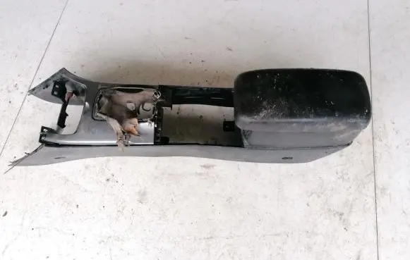 Mazda 6 Armrest gj6a64441