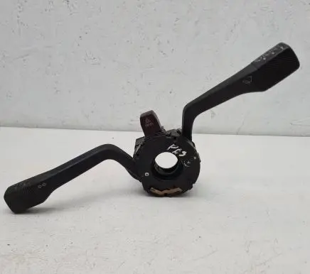 Volkswagen PASSAT B4 Wiper control stalk 289635