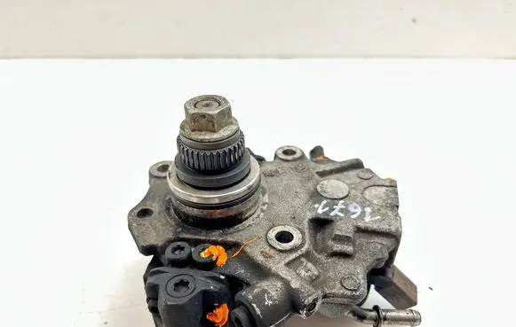 Fuel injection high pressure pump