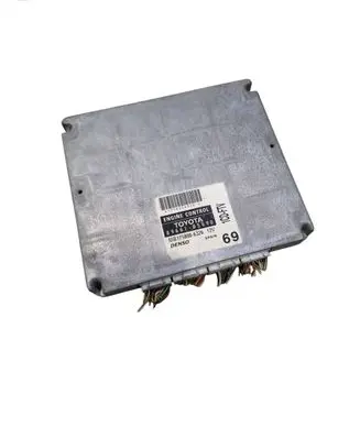 Toyota Avensis T220 Engine control unit/module 1758006326 8966105690 MB1758006326