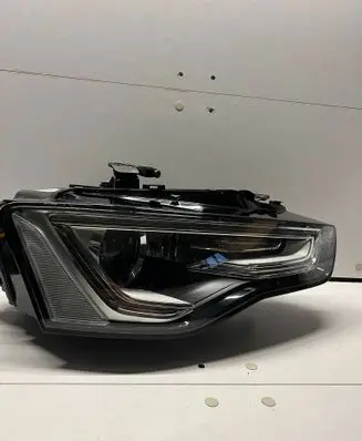Audi A5 8T 8F Headlight/headlamp 8T0941032C