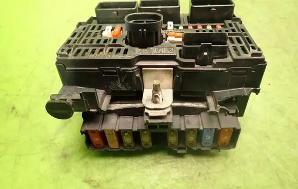 Peugeot 407 BSM Control unit