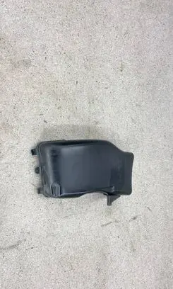 BMW M6 Air intake duct part 7843296 13717843296
