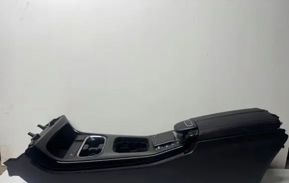 Mercedes-Benz CLA C118 X118 Center console PODLOKIETNIKI286
