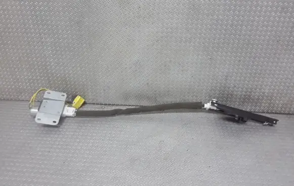 Volkswagen Phaeton Seat belt adjustment motor 3D7857820B