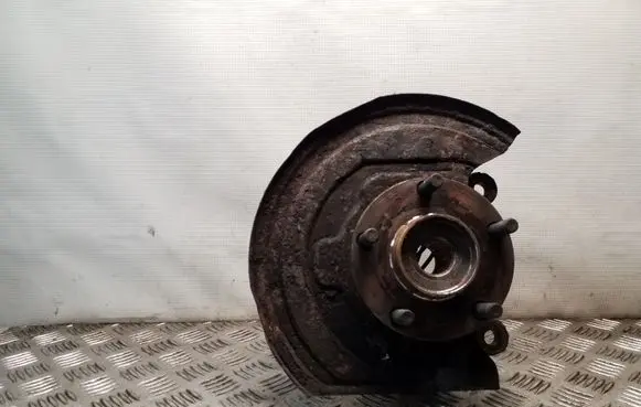 Front wheel hub spindle knuckle